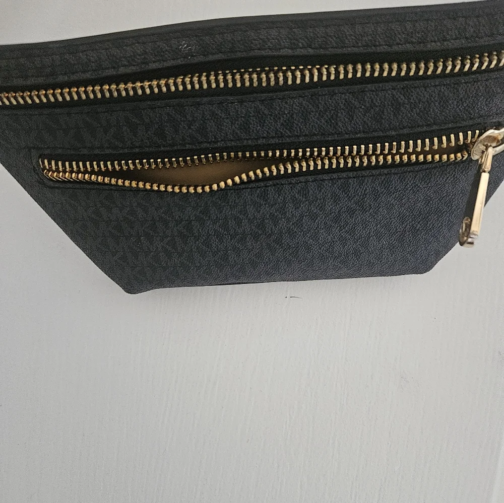 Michael kors logo double-zip fanny pack